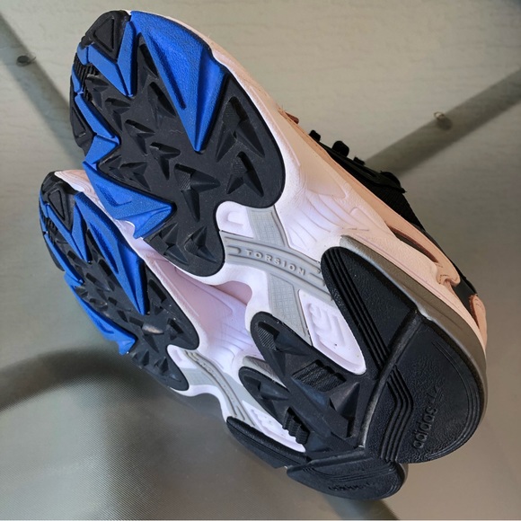 AdiDaS FalC0n SneAKeRs US 8.5 👉🏿F i R m👈🏿 - Picture 3 of 12